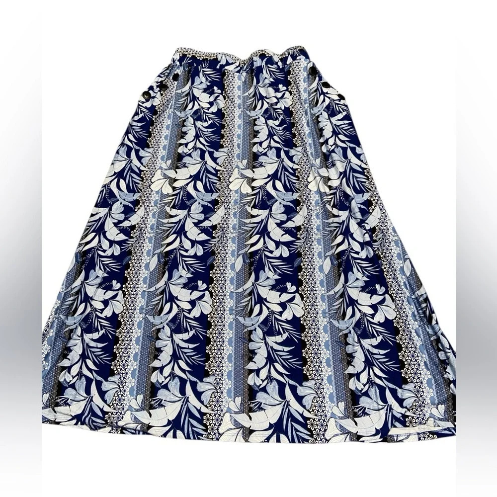 Robert Louis blue and white floral print maxi skirt​